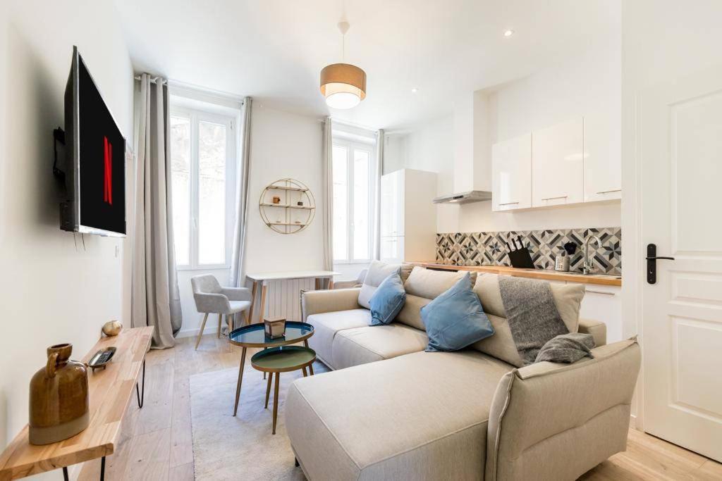 Cozy 1br In The Heart Of Cours Julien | By Airnest *